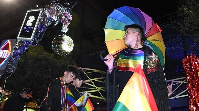 Organizan dos marchas del orgullo