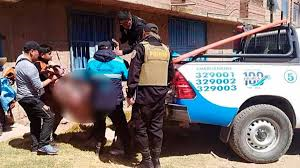 Hallan el cuerpo sin vida de un hombre vestido de mujer