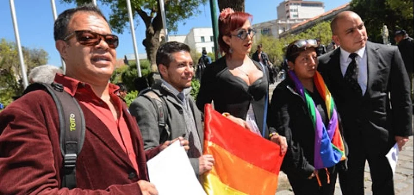 Colectivo LGBT de Bolivia plantea crear institución análoga al matrimonio