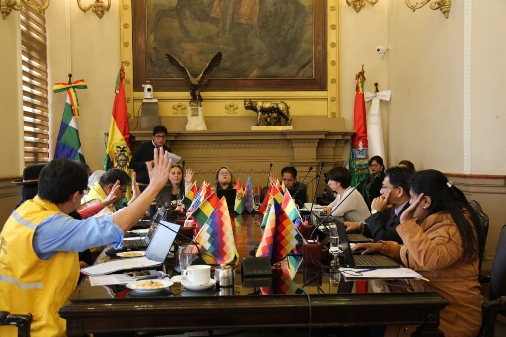 Concejales de La Paz piden tolerancia para los derechos de las personas LGTB
