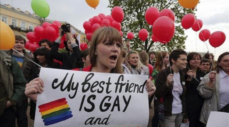 Corte europea de DDHH condena a Rusia por su ley que reprime la “propaganda homosexual”