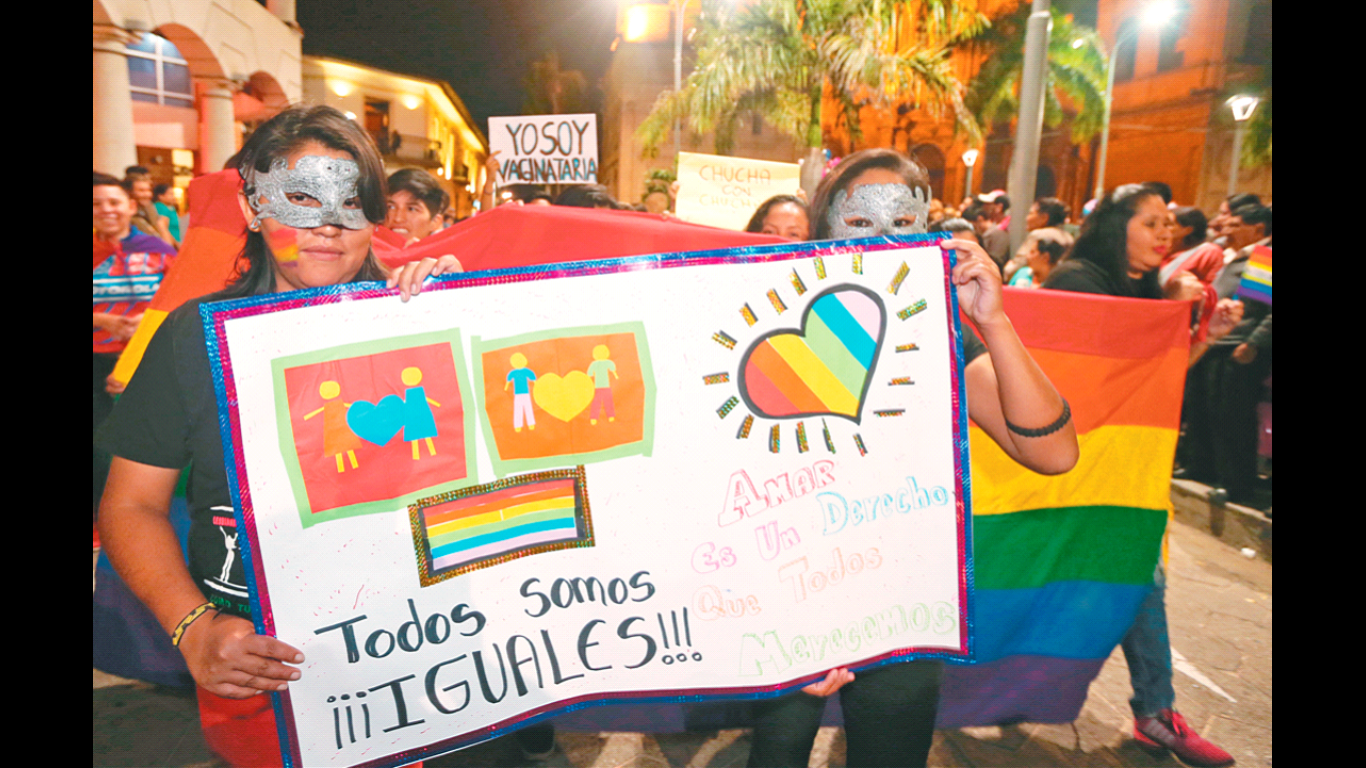 Por primera vez heterosexuales marcharán por el orgullo gay