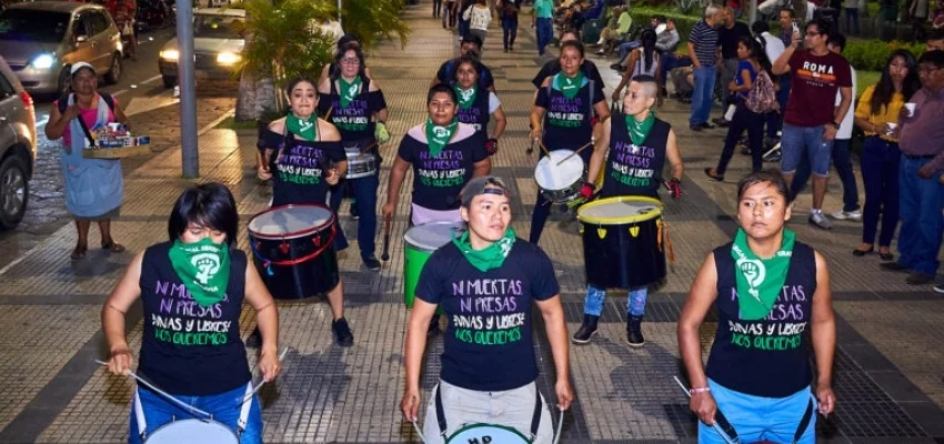 Las rebeldías lésbicas se instalan en Santa Cruz
