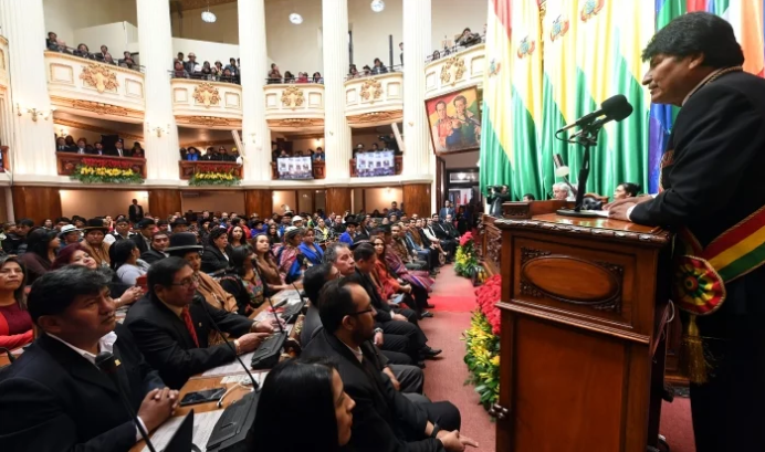 Posesión de ministro abiertamente gay en Bolivia