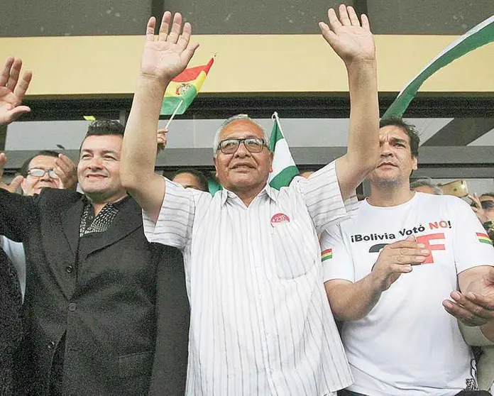 Presentan a Cárdenas como “precandidato” por UCS