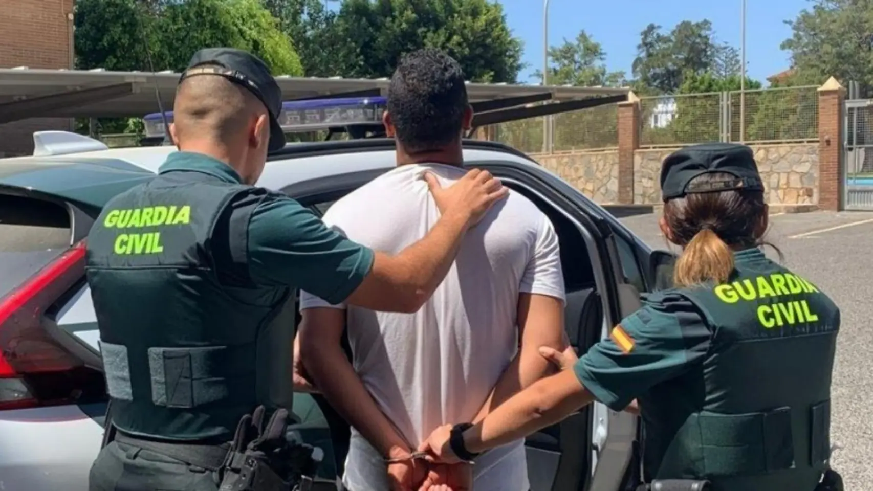 Capturan a joven que usaba Grindr para robar y golpear a hombres gays en Almería