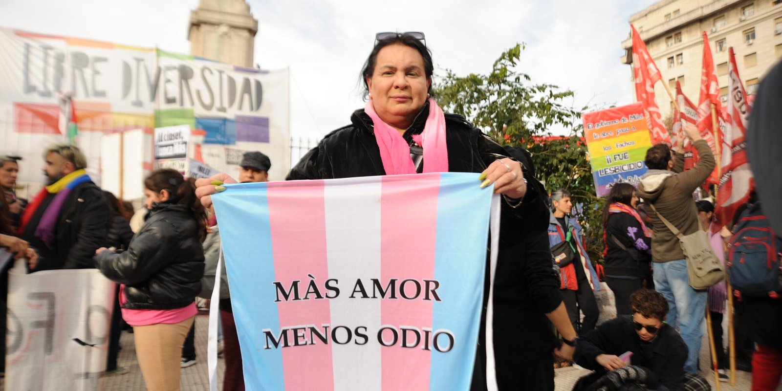 Por qué el 17 de mayo es el Día Internacional contra la Homofobia, la Bifobia y la Transfobia
